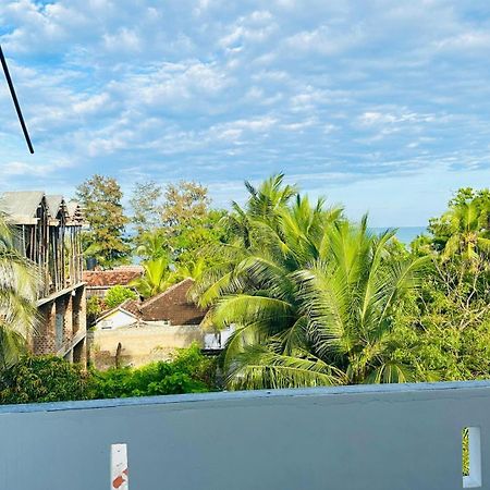Garden Beach Hotel Arugam Bay Exteriör bild